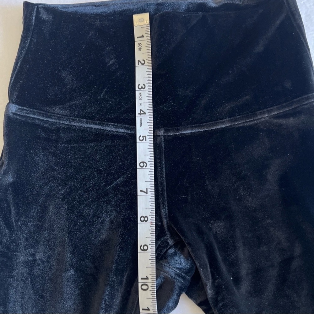 Lululemon Women’s High Waist Wunder Lounge Velvet Leggings Navy Size 4 - Picture 4 of 9